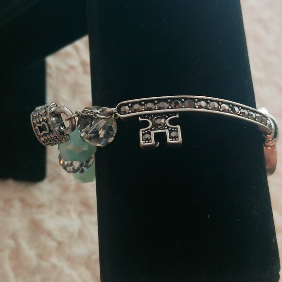 Betsey Johnson Lady Lock LARGE Hematite Crystal Grey Key Opal Lock Bracelet (450 - Picture 2 of 7